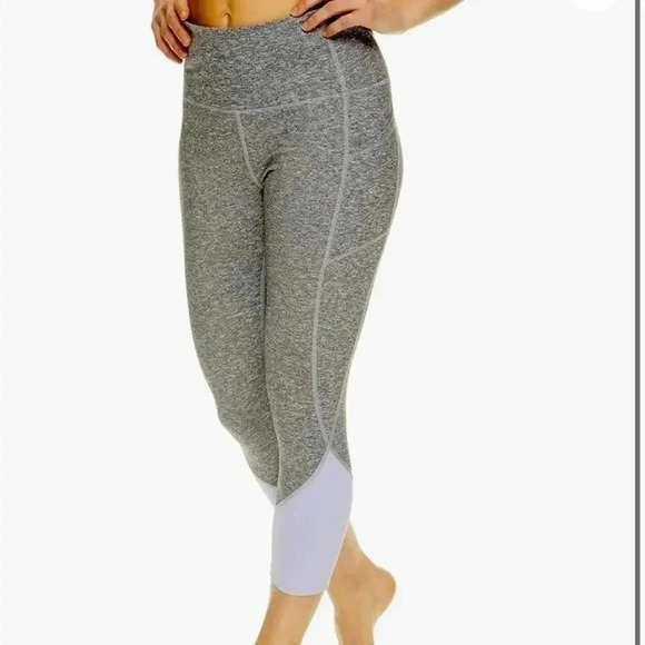 Gaiam Om fit high rise athletic Capri leggings size small NWT Icelandic blue - Picture 1 of 7